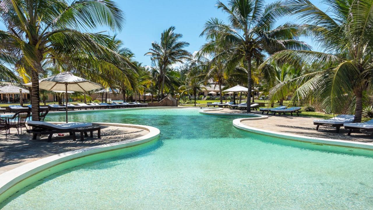 Ocean Beach Resort & Spa Malindi Exterior photo