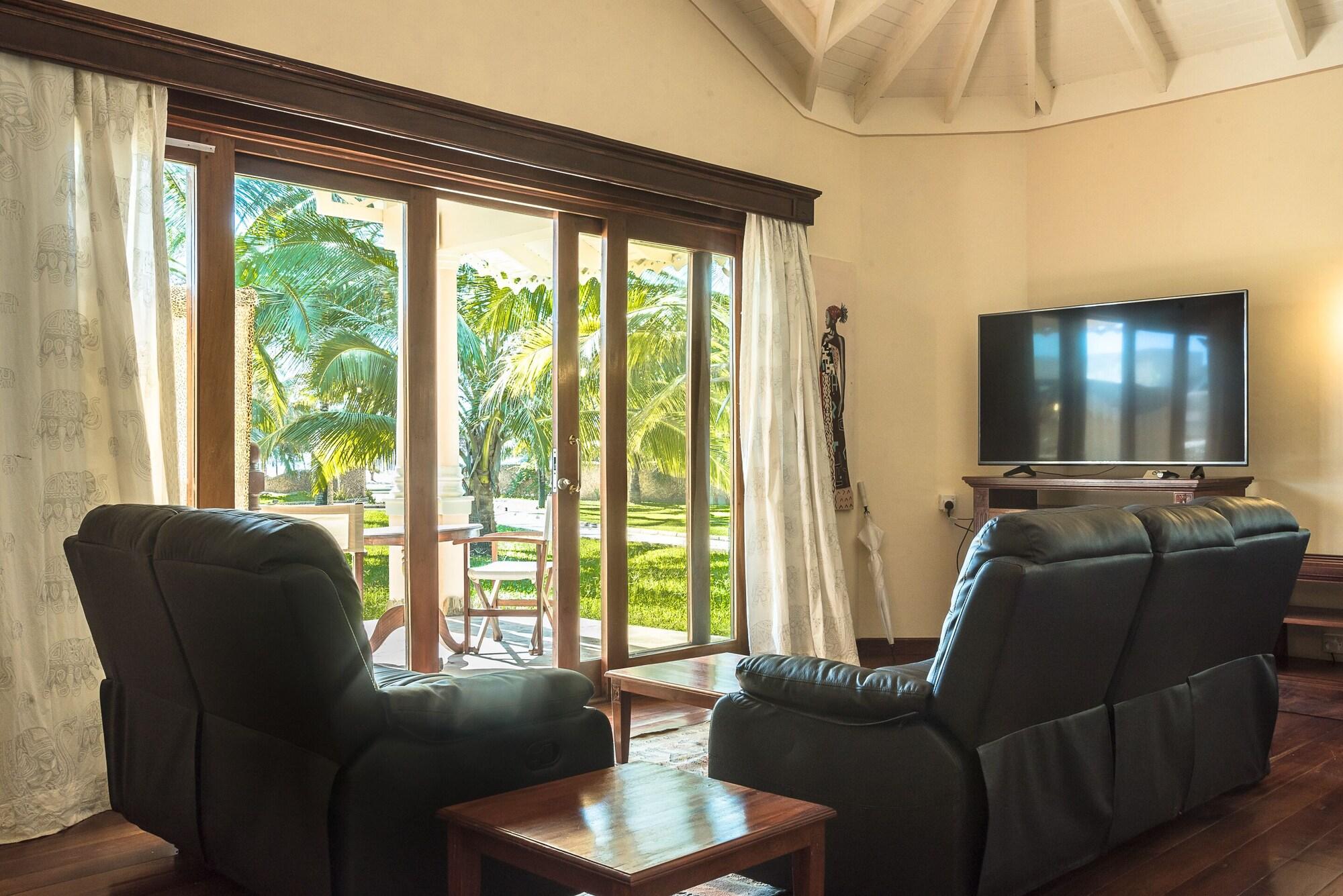 Ocean Beach Resort & Spa Malindi Exterior photo