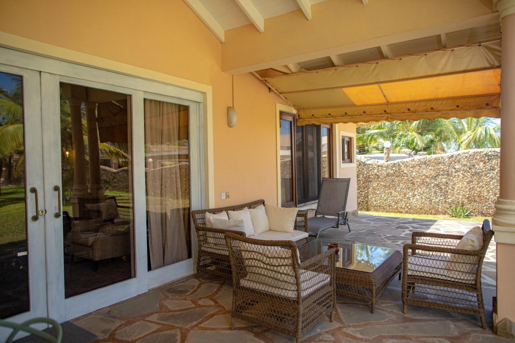 Ocean Beach Resort & Spa Malindi Exterior photo